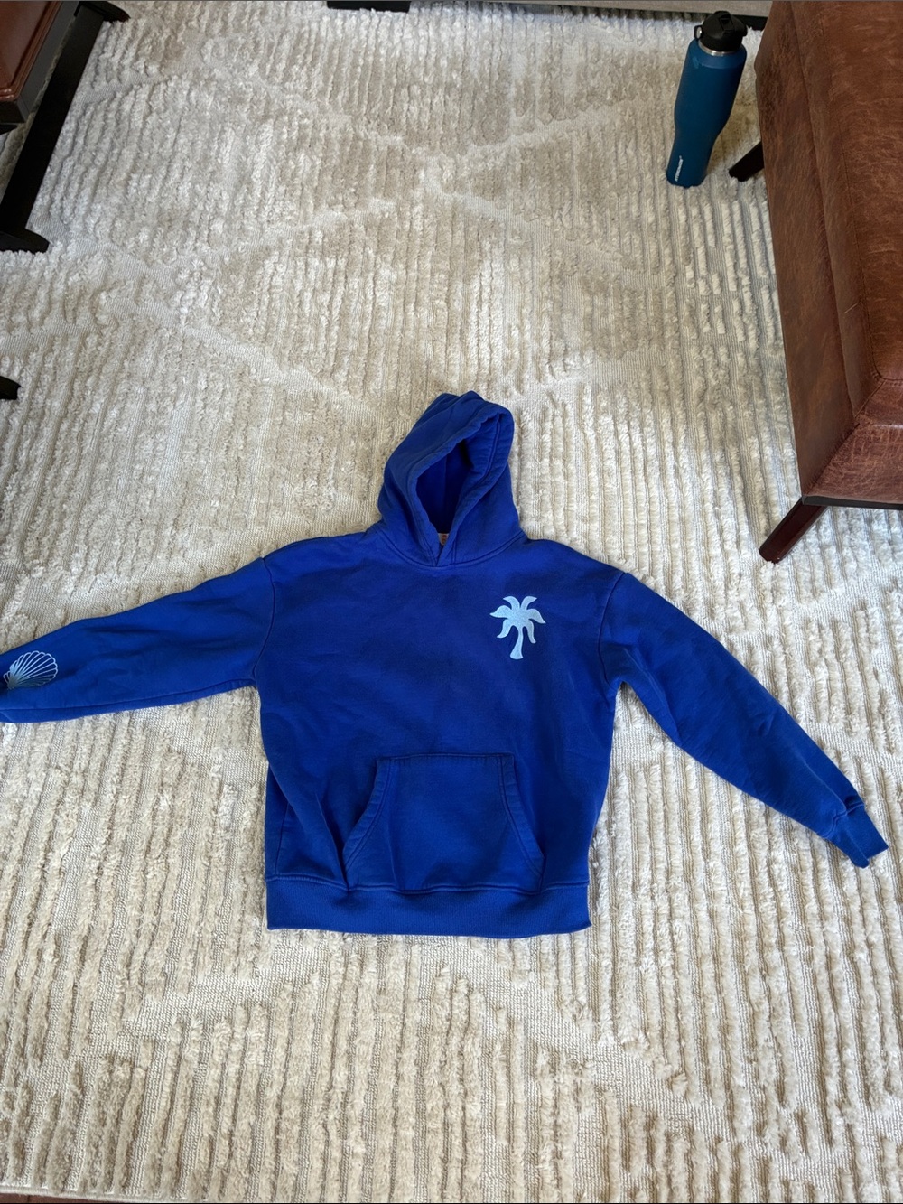 Pink palm puff women’s blue hibiscus hoodie